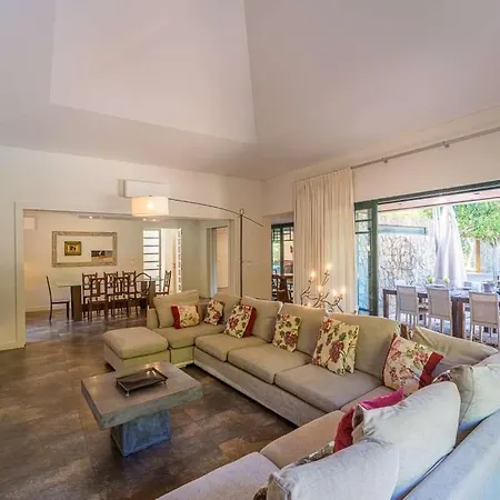 Serena Rosa - Elegant 4 Bedroom Annex - Games With Pool Table - Table Tennis And Football Table - Vilamoura *