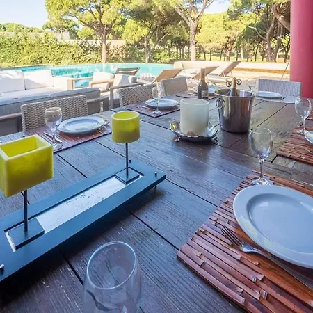 Villa Serena Rosa - Elegant 4 Bedroom Annex - Games With Pool Table - Table Tennis And Football Table - Vilamoura Quarteira