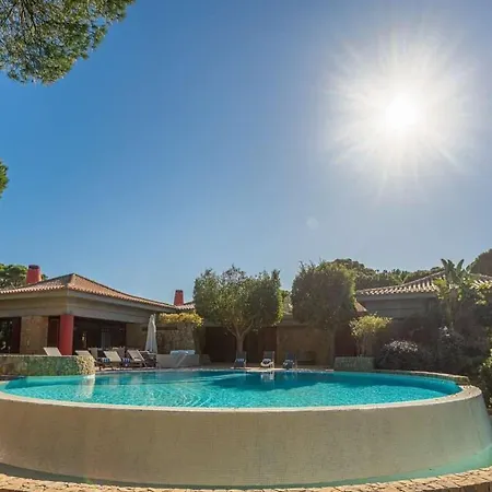 Villa Serena Rosa - Elegant 4 Bedroom Annex - Games With Pool Table - Table Tennis And Football Table - Vilamoura *