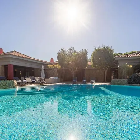 Serena Rosa - Elegant 4 Bedroom Annex - Games With Pool Table - Table Tennis And Football Table - Vilamoura Villa